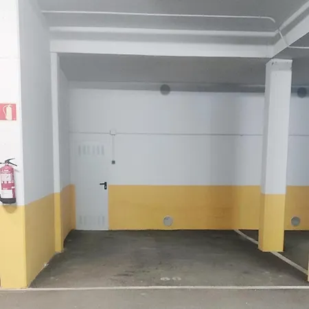 Estela, Muy Cerca De * Llanes
