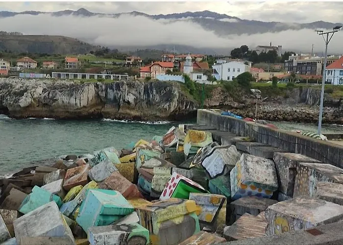 Estela, Muy Cerca De Llanes